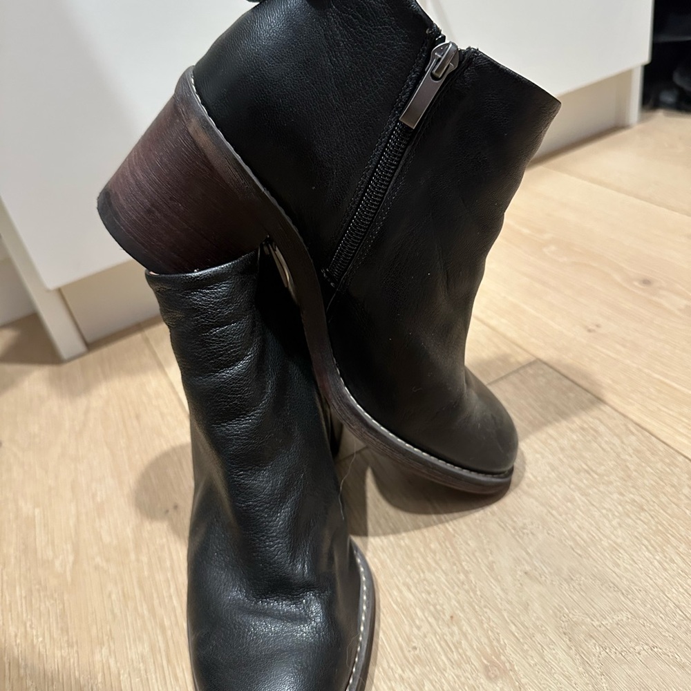 Franco Sarto Black Leather Ankle Booties
